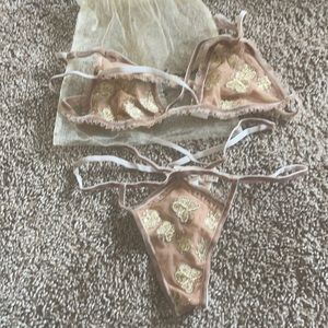 For love and lemons lingerie set new without tags